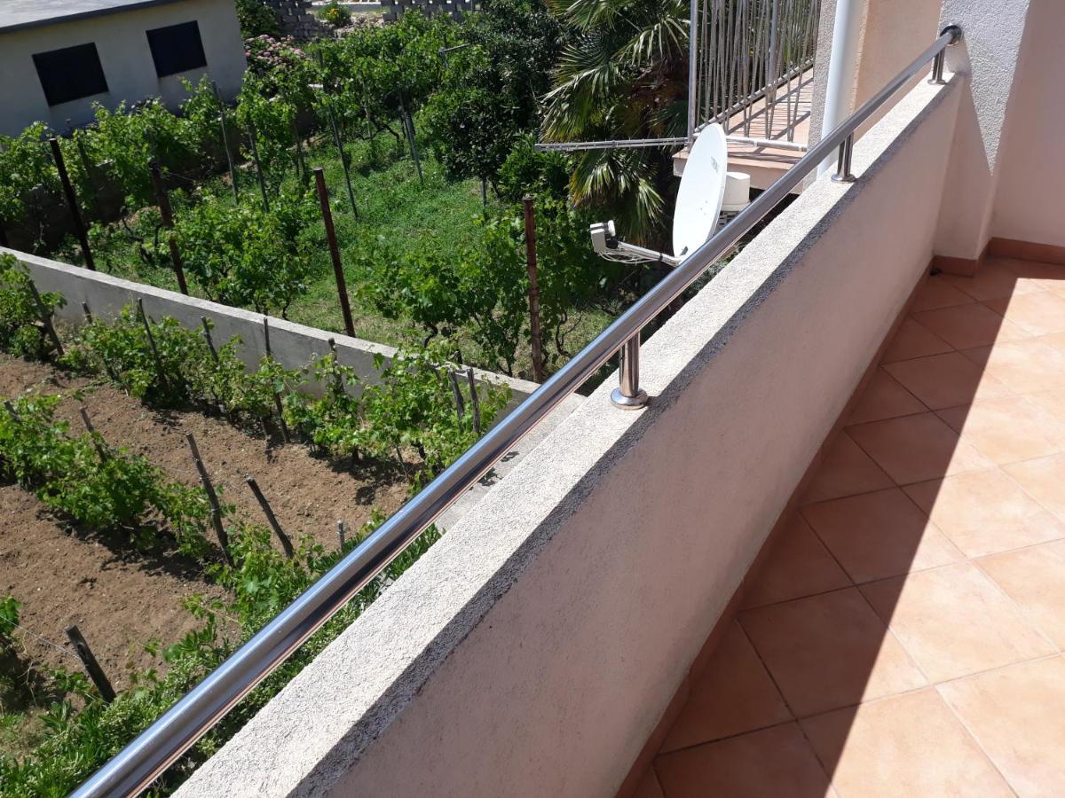 Apartments Denis Baška Zewnętrze zdjęcie